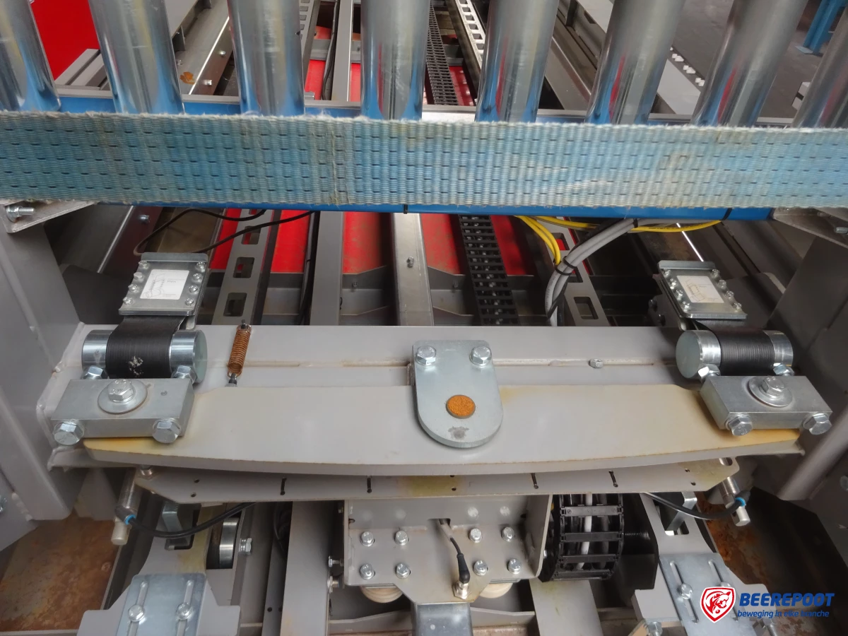 Palletrollenbaanlift